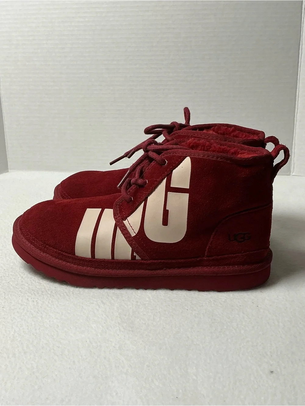 UGG Neumel Chopd Graphic Samba Red Suede Boots Kids 6